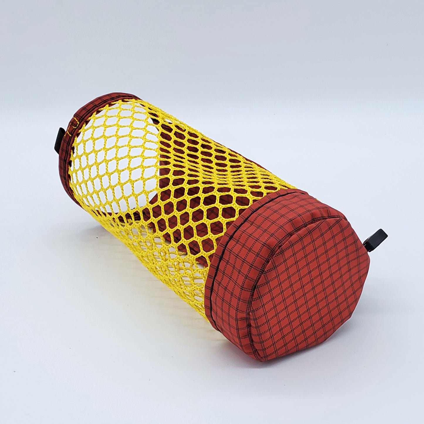 Ultralight Water Bottle Sleeve - Ultragrid - Poly Diver mesh